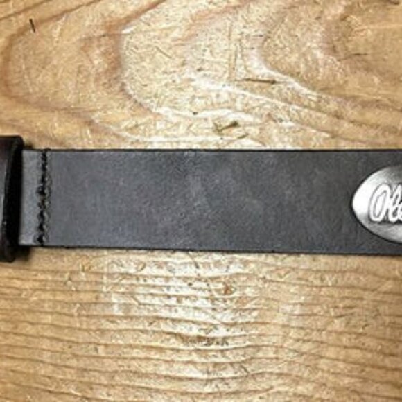 Mens OLE MISS belt size 44 - Picture 3 of 3